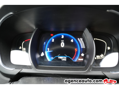 Renault Grand Scenic — 26