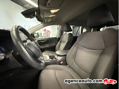 Toyota RAV4 — 12
