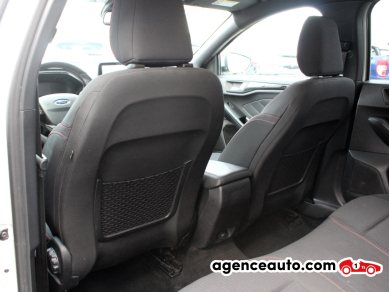 Ford Focus SW — 27