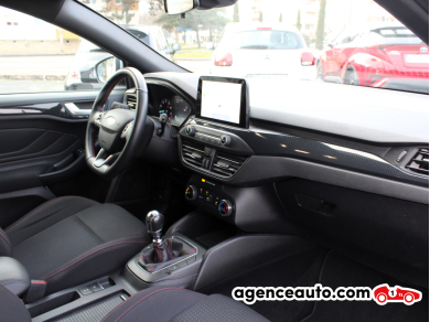Ford Focus SW — 35
