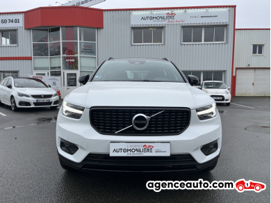 Volvo XC40 — 2