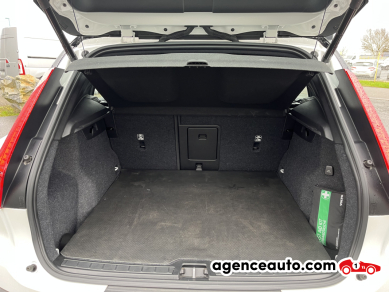 Volvo XC40 — 8