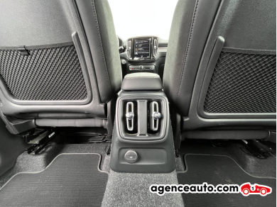 Volvo XC40 — 28