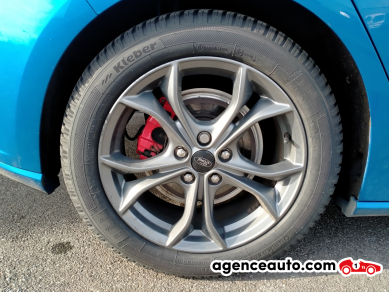 Ford Focus — 40