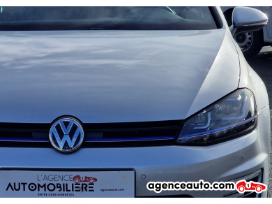 Volkswagen Golf — 3