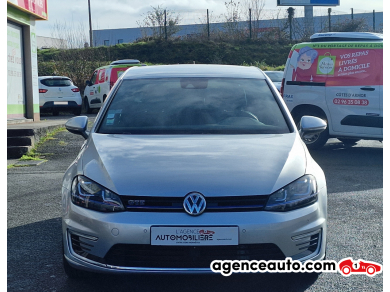 Volkswagen Golf — 2