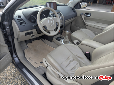 Renault Megane — 12