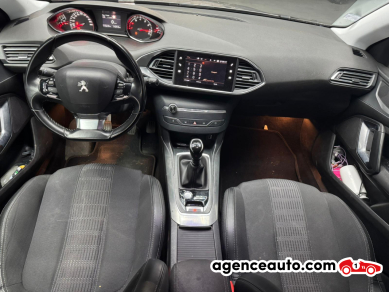 Peugeot 308 — 10