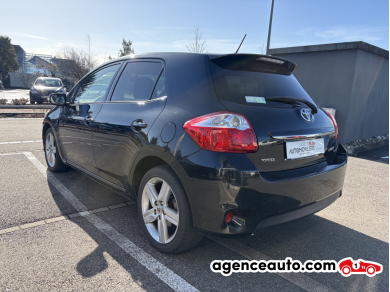 Toyota Auris — 4