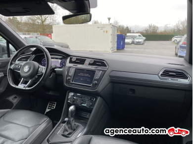 Volkswagen Tiguan — 12