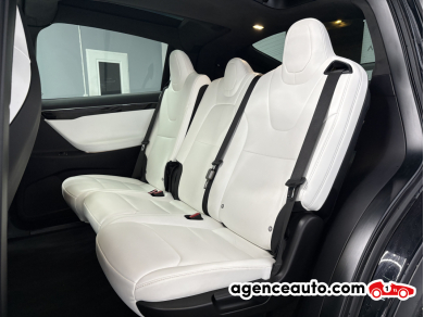 Tesla Model X — 25