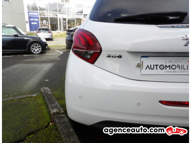 Peugeot 208 — 33