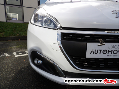 Peugeot 208 — 31