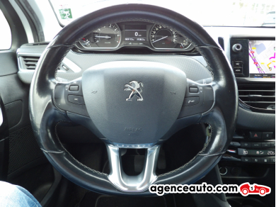 Peugeot 208 — 14