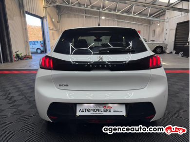 Peugeot 208 — 9