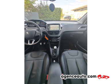 Peugeot 208 — 17