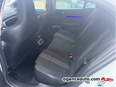 Renault Megane — 13