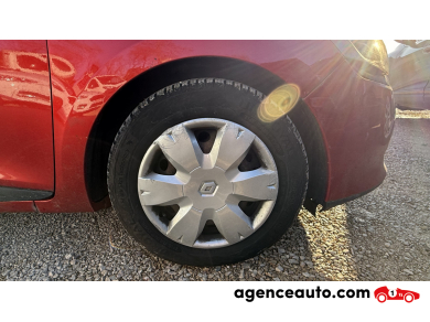 Renault Clio — 19