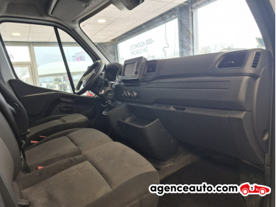 Renault Master — 18