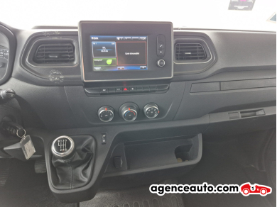 Renault Master — 22