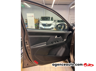 Kia Sportage — 24