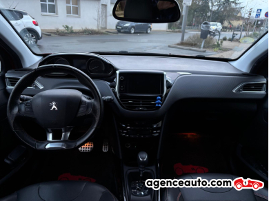 Peugeot 2008 — 10