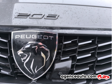 Peugeot 208 — 9