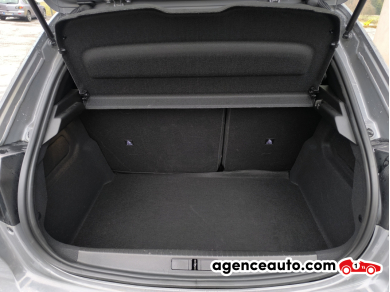 Peugeot 208 — 33