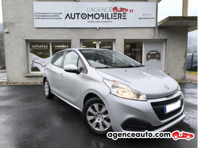 Peugeot 208 — 3