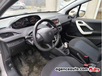 Peugeot 208 — 16