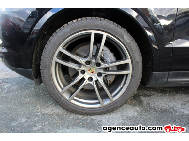 Porsche Cayenne — 23