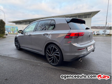 Volkswagen Golf — 5