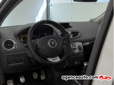 Renault Clio — 30