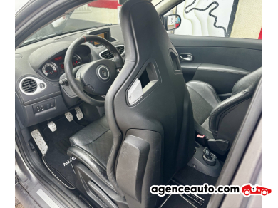 Renault Clio — 20