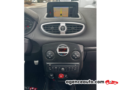 Renault Clio — 25