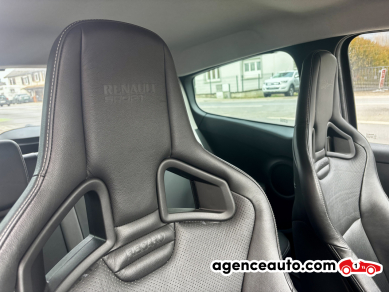 Renault Clio — 18