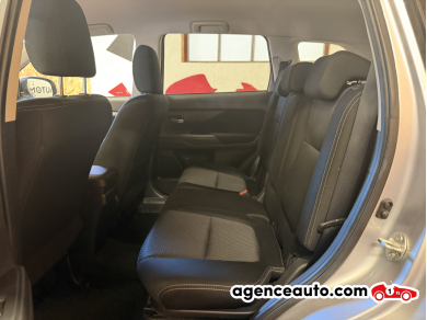Mitsubishi Outlander — 15