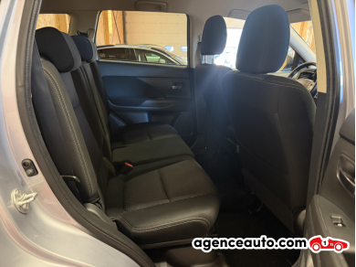 Mitsubishi Outlander — 16