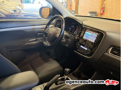 Mitsubishi Outlander — 13