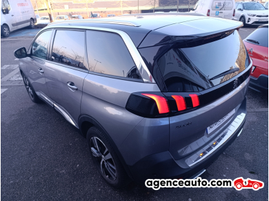 Peugeot 5008 — 8