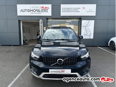 Volvo XC40 — 3