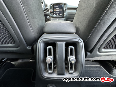 Volvo XC40 — 24