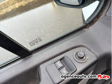 Renault Trafic — 17
