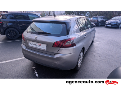 Peugeot 308 — 7