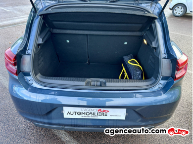 Renault Clio — 30