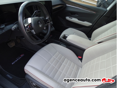 Renault Megane — 13