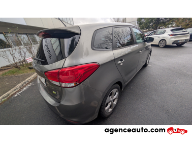 Kia Carens — 7