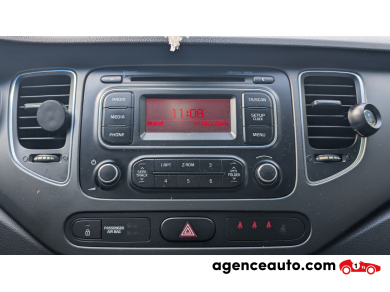 Kia Carens — 16