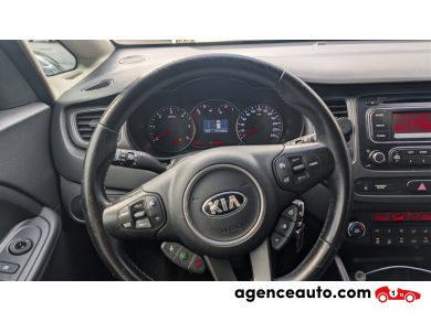 Kia Carens — 15