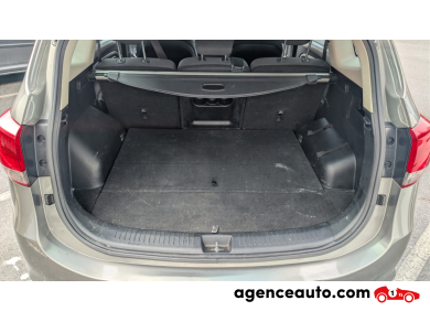 Kia Carens — 19
